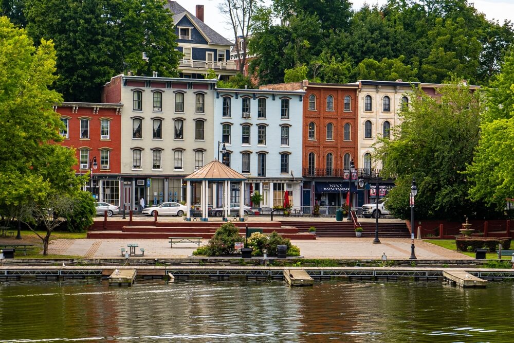 Kingston, New York
5th best place to buy property in the new york